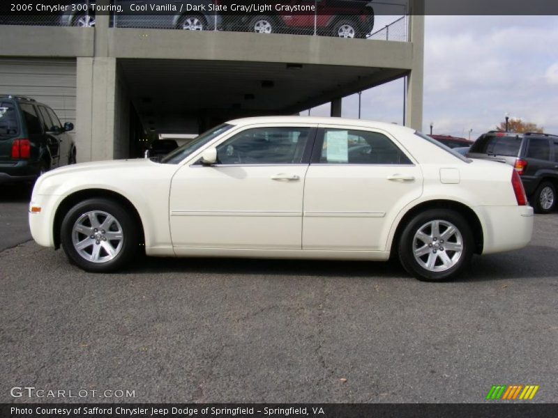 Cool Vanilla / Dark Slate Gray/Light Graystone 2006 Chrysler 300 Touring