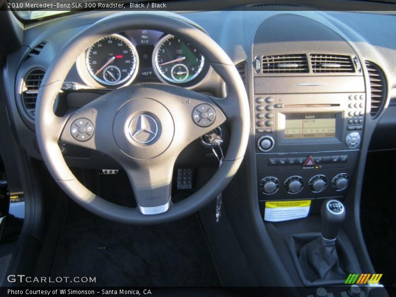 Dashboard of 2010 SLK 300 Roadster