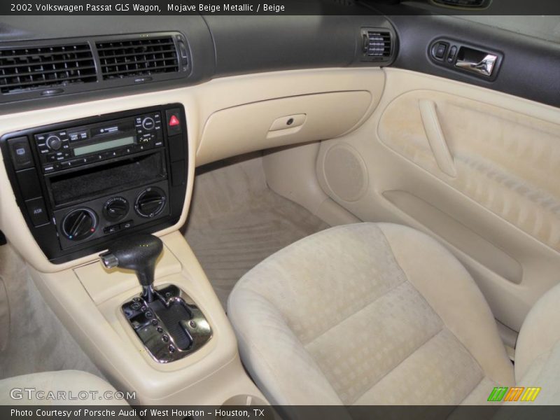 Mojave Beige Metallic / Beige 2002 Volkswagen Passat GLS Wagon