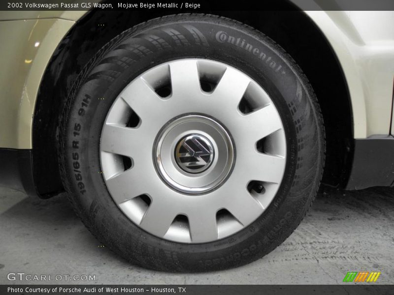 Mojave Beige Metallic / Beige 2002 Volkswagen Passat GLS Wagon