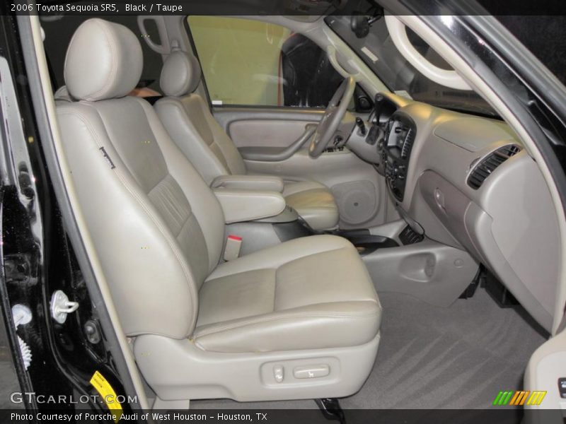 Black / Taupe 2006 Toyota Sequoia SR5