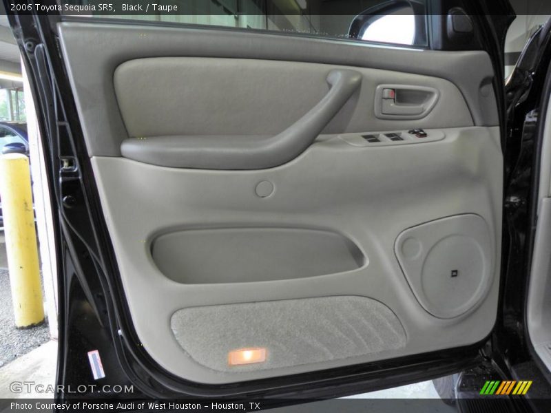 Black / Taupe 2006 Toyota Sequoia SR5