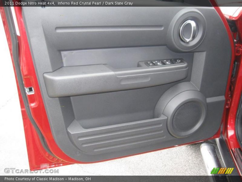 Door Panel of 2011 Nitro Heat 4x4