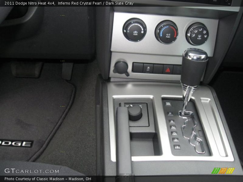  2011 Nitro Heat 4x4 4 Speed Automatic Shifter