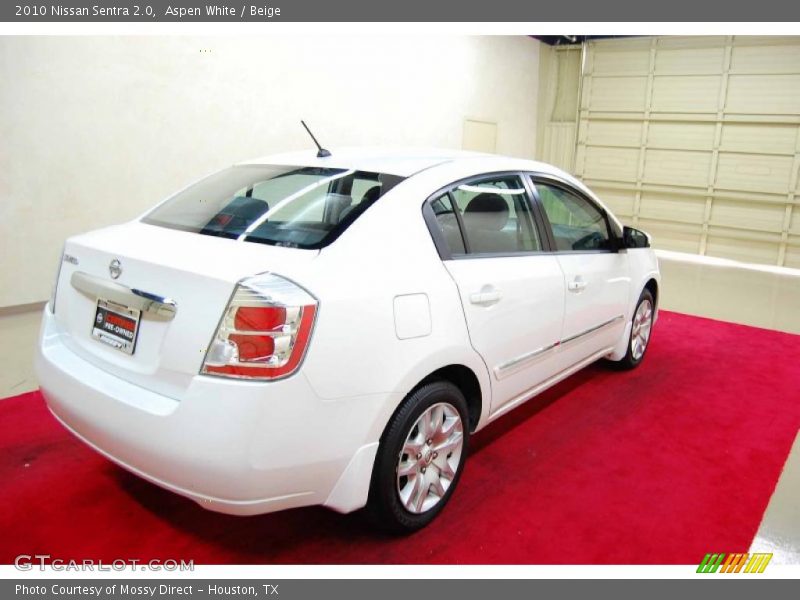 Aspen White / Beige 2010 Nissan Sentra 2.0