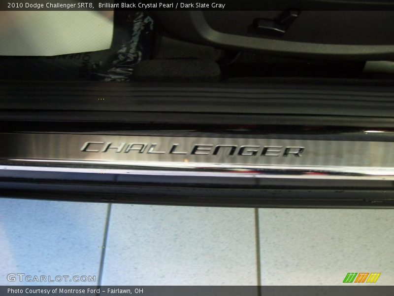  2010 Challenger SRT8 Logo