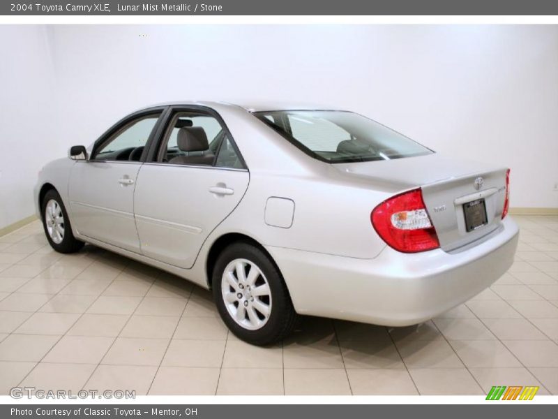 Lunar Mist Metallic / Stone 2004 Toyota Camry XLE