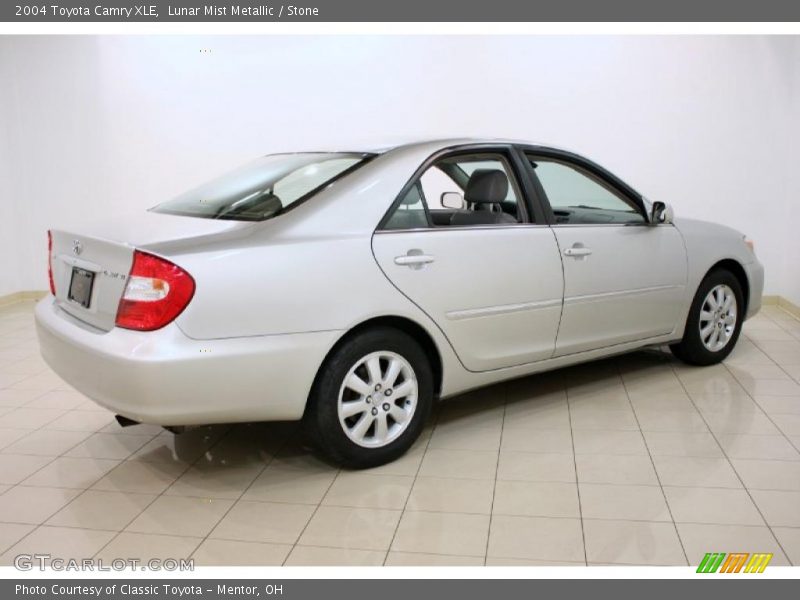 Lunar Mist Metallic / Stone 2004 Toyota Camry XLE