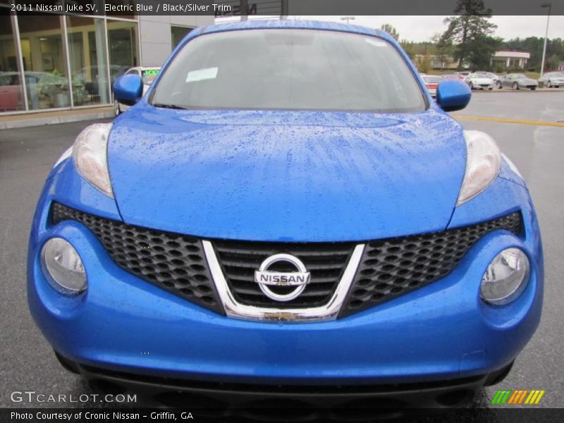  2011 Juke SV Electric Blue