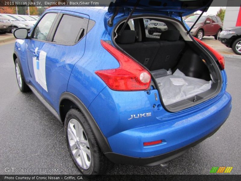 Electric Blue / Black/Silver Trim 2011 Nissan Juke SV