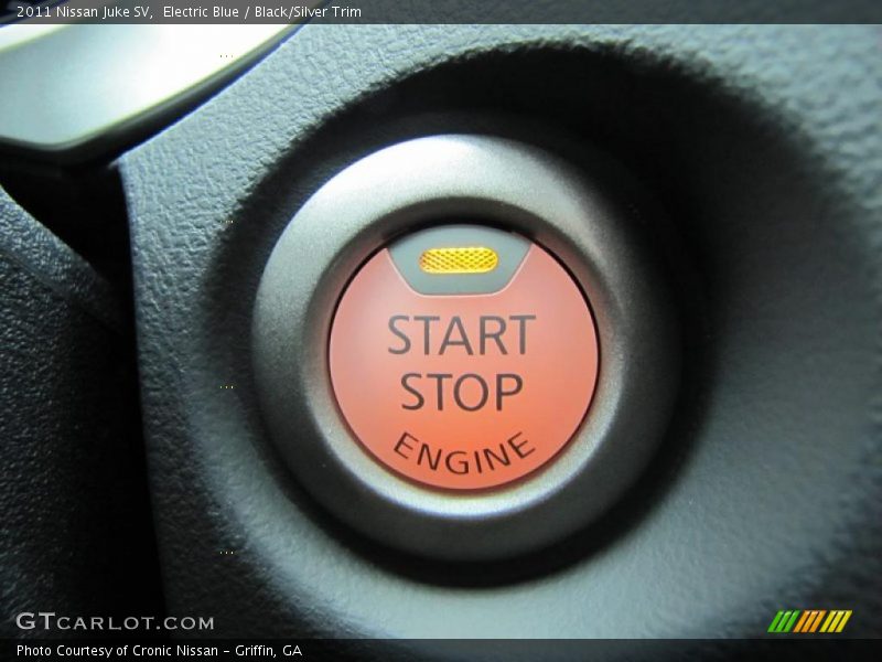 Controls of 2011 Juke SV