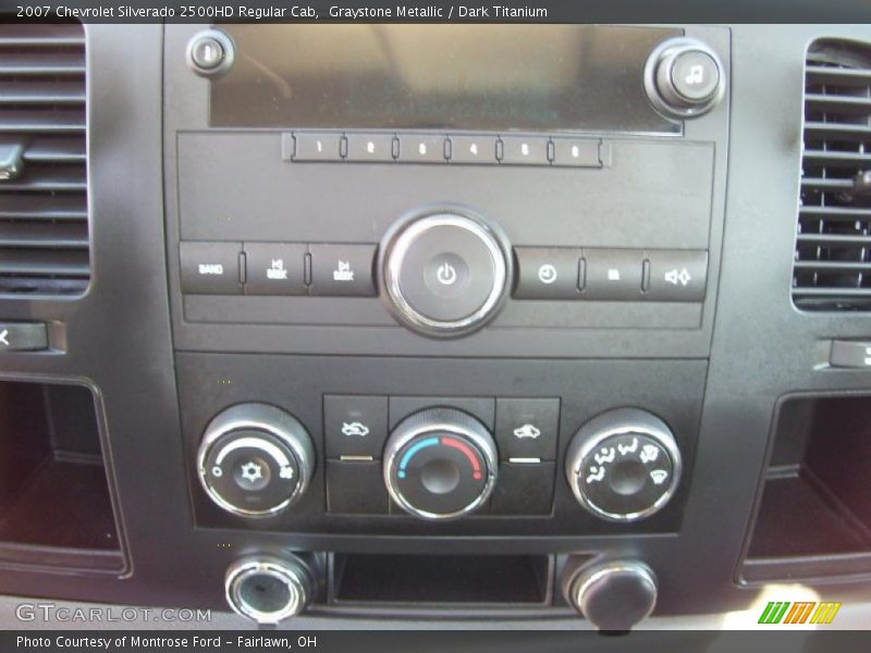 Controls of 2007 Silverado 2500HD Regular Cab