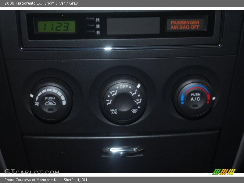 Controls of 2008 Sorento LX