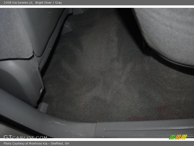 Bright Silver / Gray 2008 Kia Sorento LX