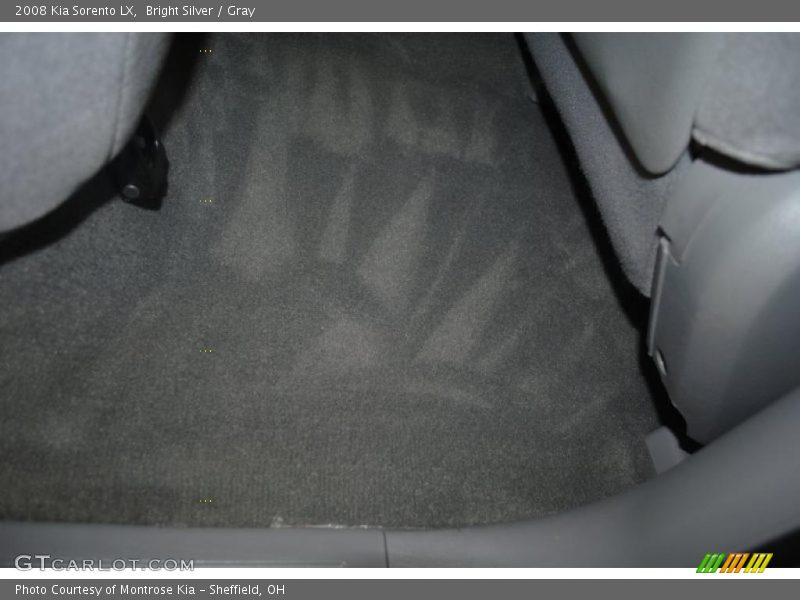 Bright Silver / Gray 2008 Kia Sorento LX