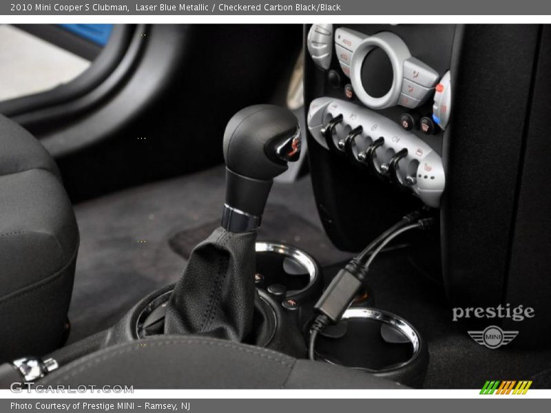 Controls of 2010 Cooper S Clubman