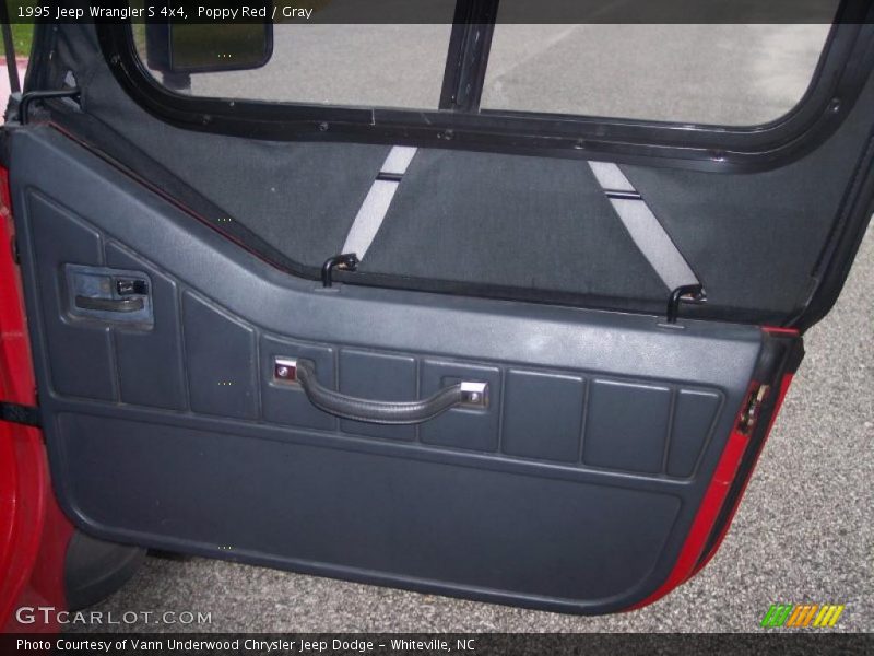 Door Panel of 1995 Wrangler S 4x4