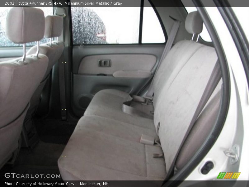 Millennium Silver Metallic / Gray 2002 Toyota 4Runner SR5 4x4