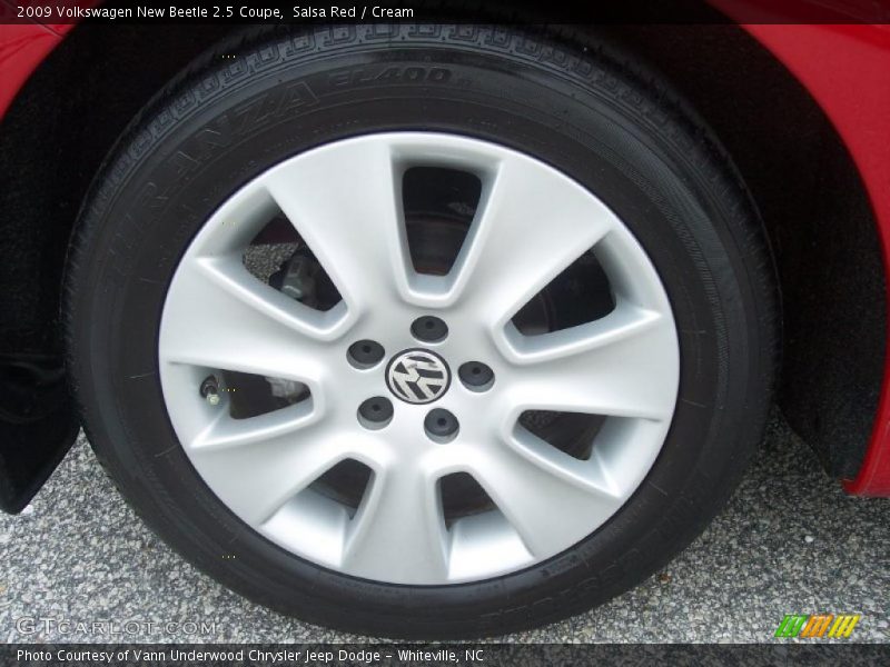 Salsa Red / Cream 2009 Volkswagen New Beetle 2.5 Coupe