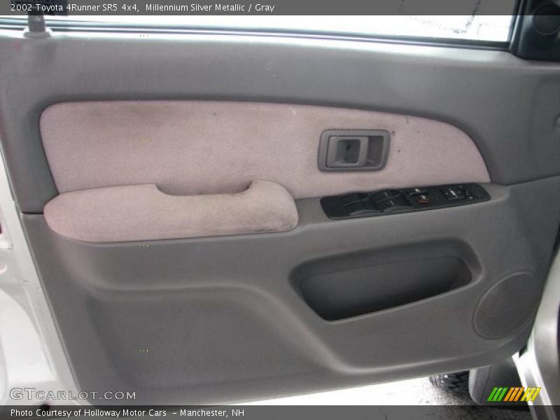 Millennium Silver Metallic / Gray 2002 Toyota 4Runner SR5 4x4