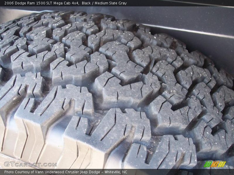 Black / Medium Slate Gray 2006 Dodge Ram 1500 SLT Mega Cab 4x4