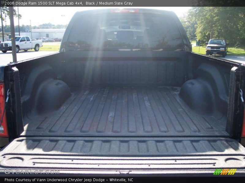 Black / Medium Slate Gray 2006 Dodge Ram 1500 SLT Mega Cab 4x4