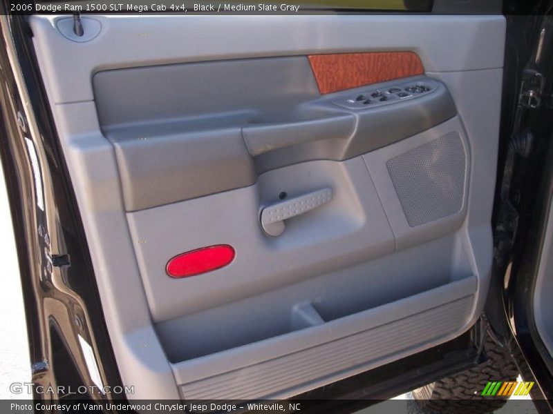 Door Panel of 2006 Ram 1500 SLT Mega Cab 4x4