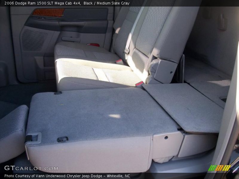 Black / Medium Slate Gray 2006 Dodge Ram 1500 SLT Mega Cab 4x4