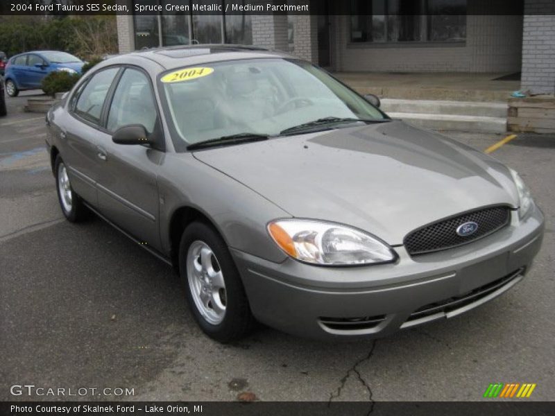 Spruce Green Metallic / Medium Parchment 2004 Ford Taurus SES Sedan