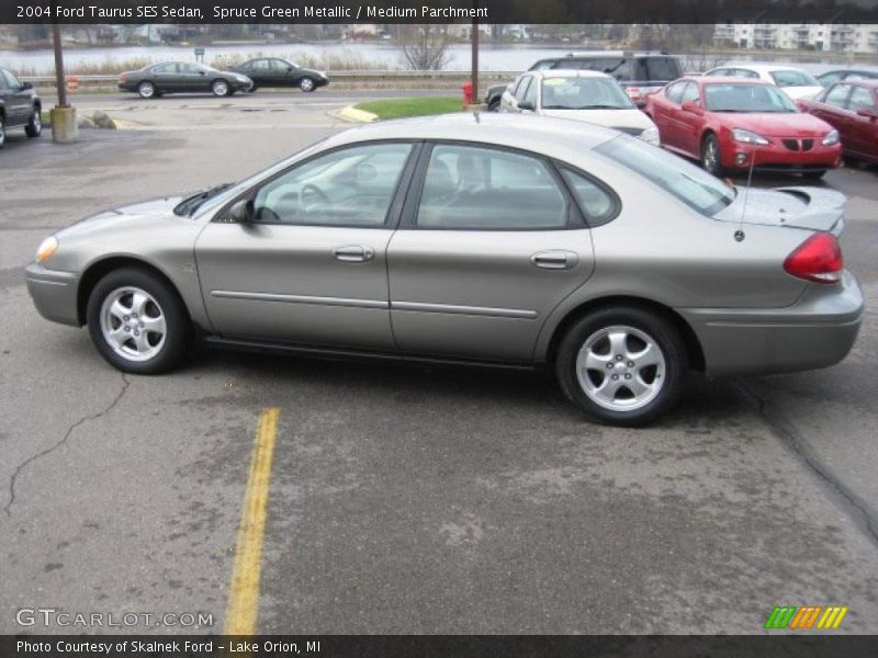 Spruce Green Metallic / Medium Parchment 2004 Ford Taurus SES Sedan