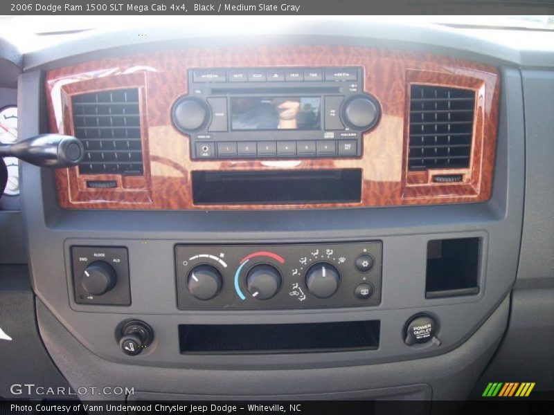 Controls of 2006 Ram 1500 SLT Mega Cab 4x4