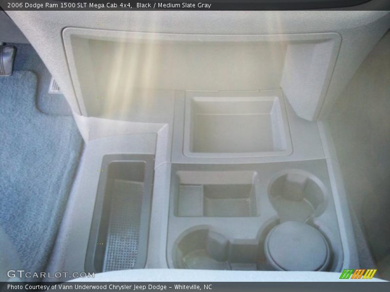 Black / Medium Slate Gray 2006 Dodge Ram 1500 SLT Mega Cab 4x4