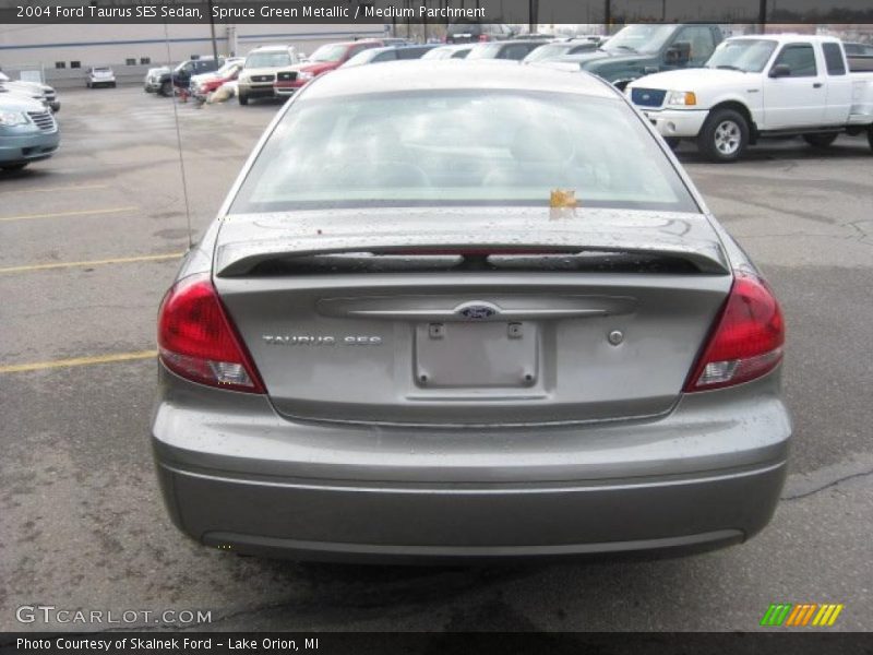 Spruce Green Metallic / Medium Parchment 2004 Ford Taurus SES Sedan