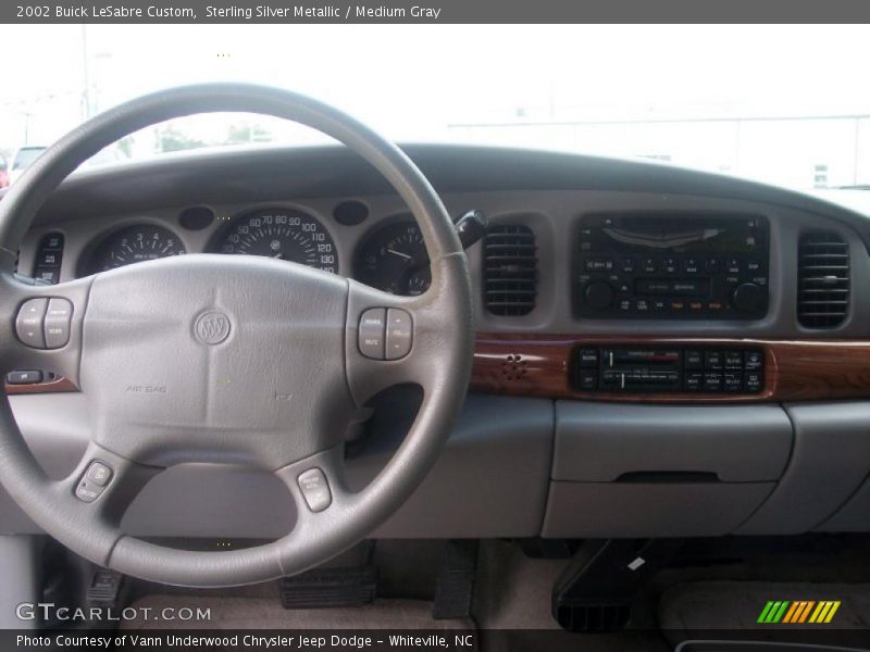 Sterling Silver Metallic / Medium Gray 2002 Buick LeSabre Custom