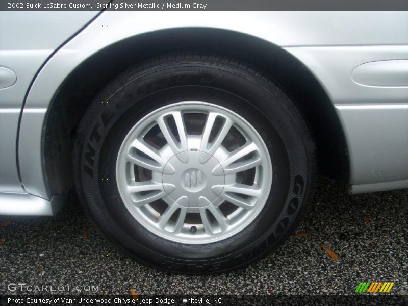 Sterling Silver Metallic / Medium Gray 2002 Buick LeSabre Custom