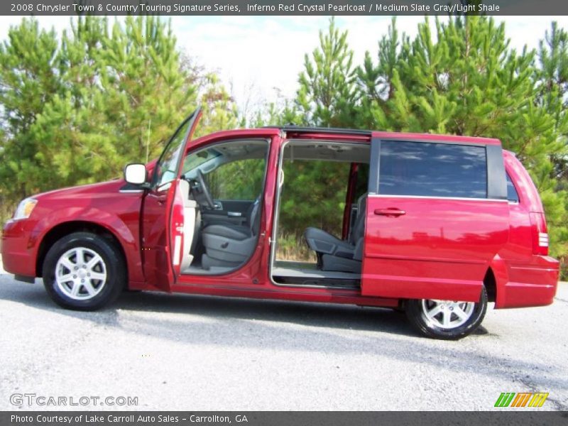 Inferno Red Crystal Pearlcoat / Medium Slate Gray/Light Shale 2008 Chrysler Town & Country Touring Signature Series
