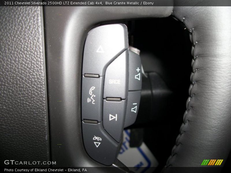 Controls of 2011 Silverado 2500HD LTZ Extended Cab 4x4