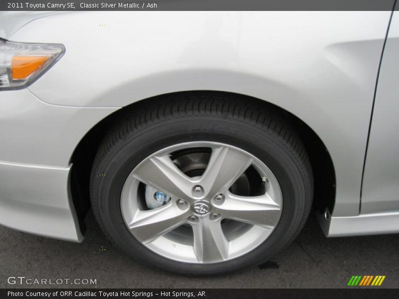 Classic Silver Metallic / Ash 2011 Toyota Camry SE