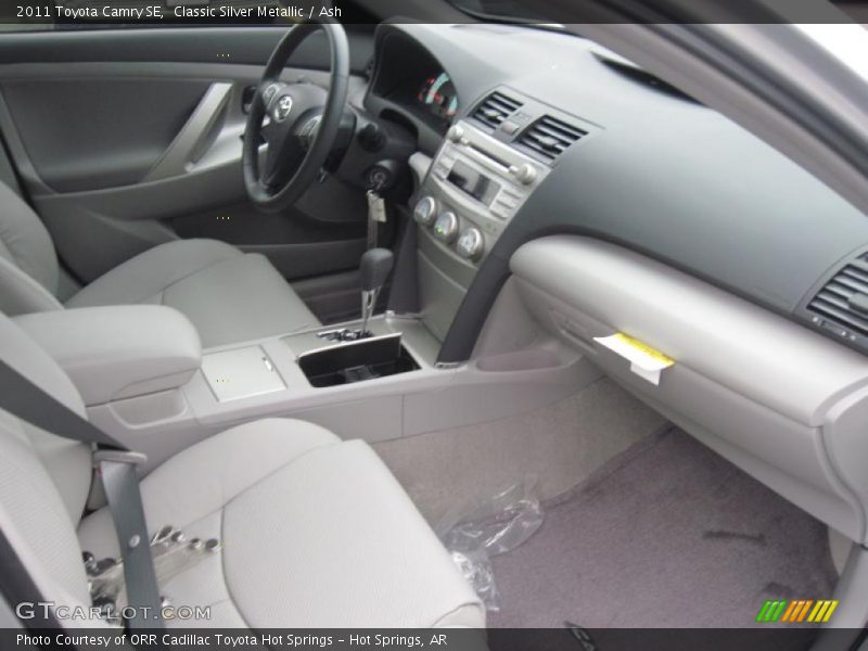 Classic Silver Metallic / Ash 2011 Toyota Camry SE