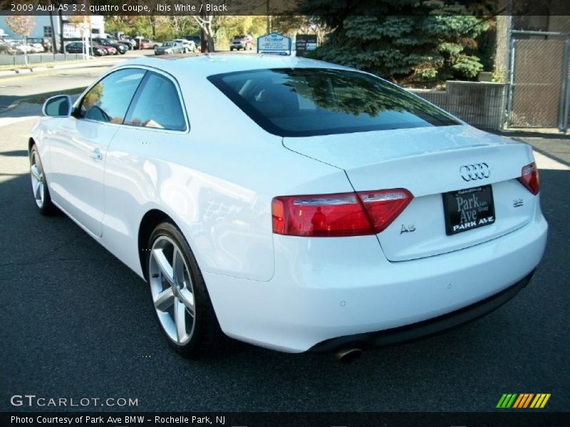 Ibis White / Black 2009 Audi A5 3.2 quattro Coupe
