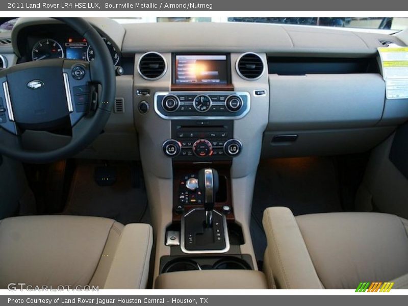 Dashboard of 2011 LR4 HSE LUX