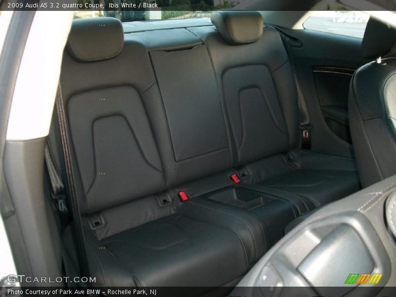 Ibis White / Black 2009 Audi A5 3.2 quattro Coupe