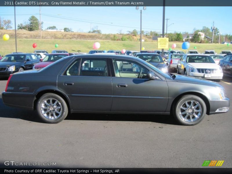 Gray Flannel Metallic / Titanium/Dark Titanium Accents 2011 Cadillac DTS Luxury