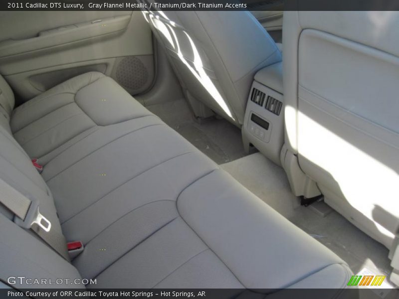 Gray Flannel Metallic / Titanium/Dark Titanium Accents 2011 Cadillac DTS Luxury