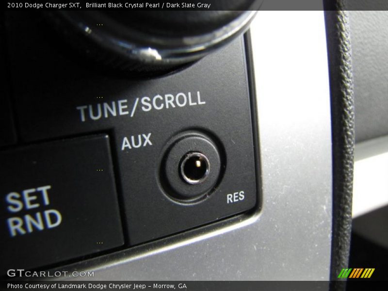 Brilliant Black Crystal Pearl / Dark Slate Gray 2010 Dodge Charger SXT