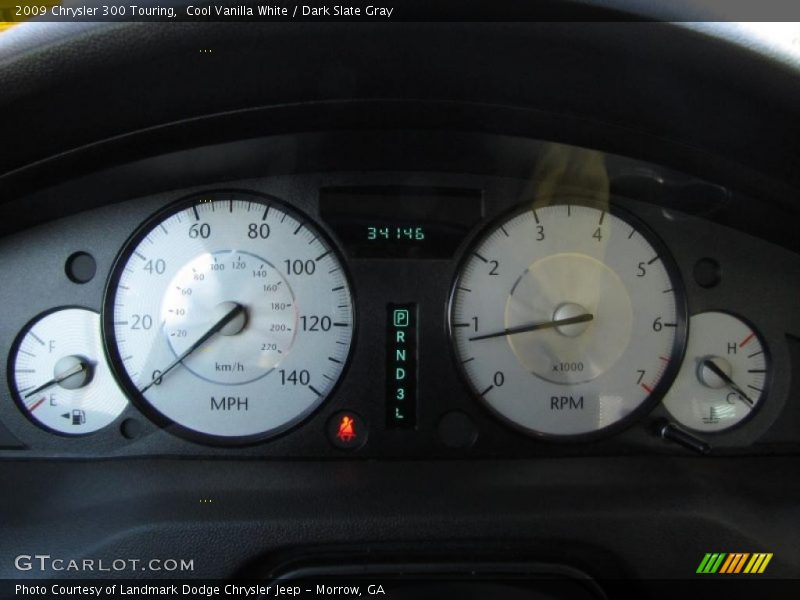 Cool Vanilla White / Dark Slate Gray 2009 Chrysler 300 Touring