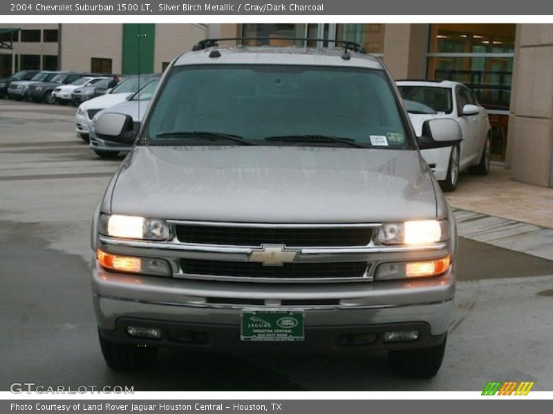 Silver Birch Metallic / Gray/Dark Charcoal 2004 Chevrolet Suburban 1500 LT
