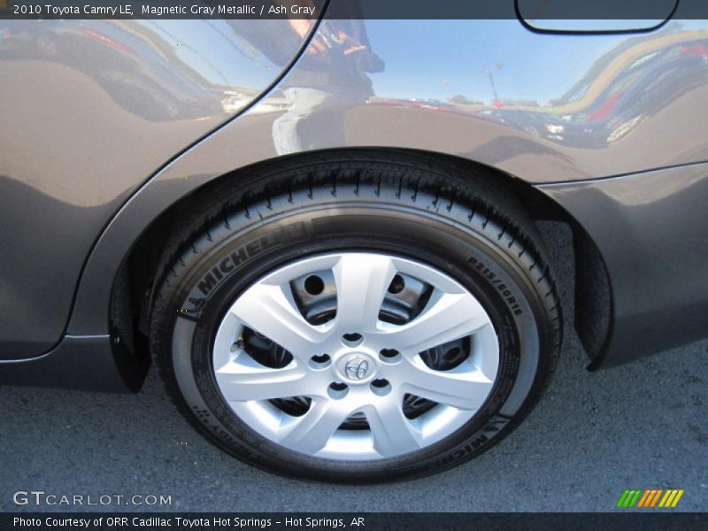 Magnetic Gray Metallic / Ash Gray 2010 Toyota Camry LE