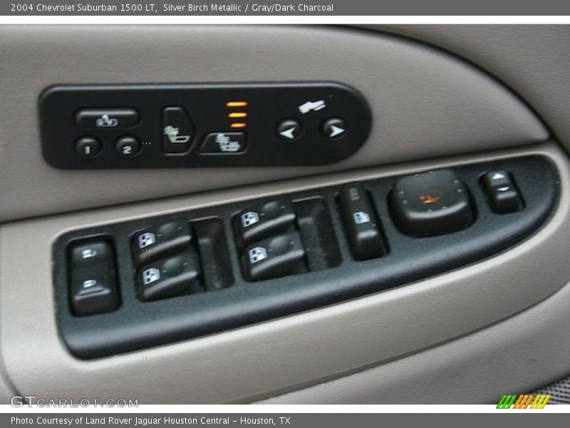Silver Birch Metallic / Gray/Dark Charcoal 2004 Chevrolet Suburban 1500 LT
