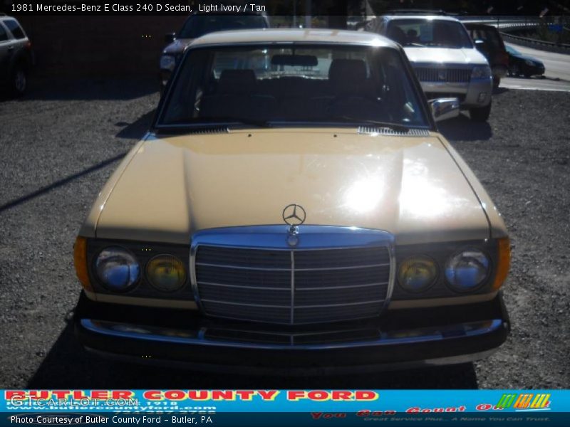 Light Ivory / Tan 1981 Mercedes-Benz E Class 240 D Sedan